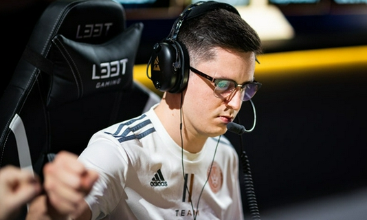 TES战队小组赛惊险晋级背后的电竞地狱笑话